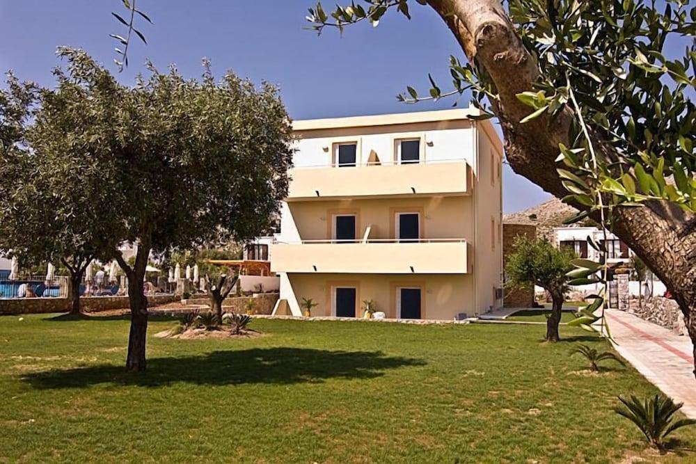 Aparthotel Lindos Blue Sky Zewnętrze zdjęcie
