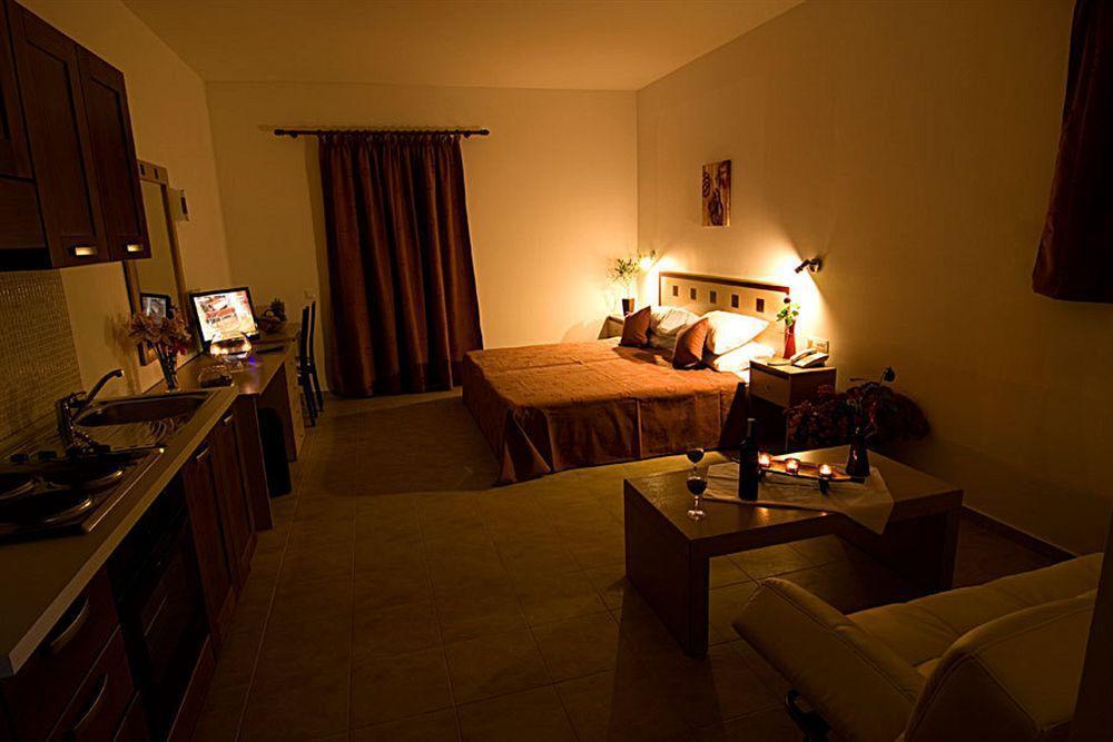 Aparthotel Lindos Blue Sky Zewnętrze zdjęcie